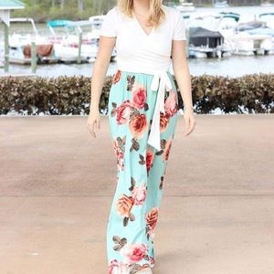 Reborn J maxi floral dress size medium - NEW!